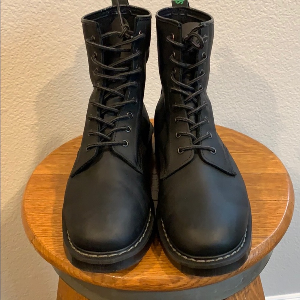 Solovair 8 eye derby boots